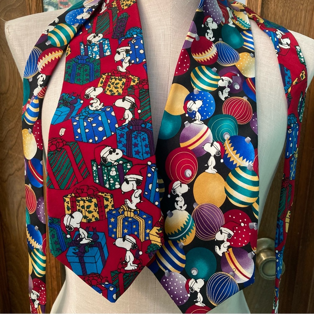 (2) Vintage Snoopy Christmas Ties